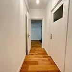 Daire Komfort Ideal Fuer Firmen & Langzeitaufenthalte Neumünster