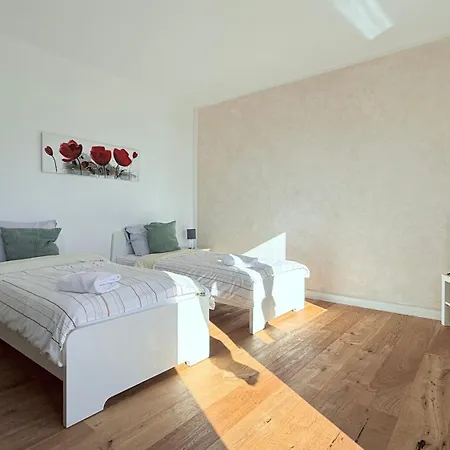 Komfort Ideal Fuer Firmen & Langzeitaufenthalte * Neumünster