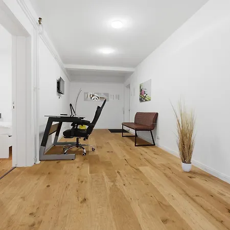 Appartement Komfort Ideal Fuer Firmen & Langzeitaufenthalte Neumünster